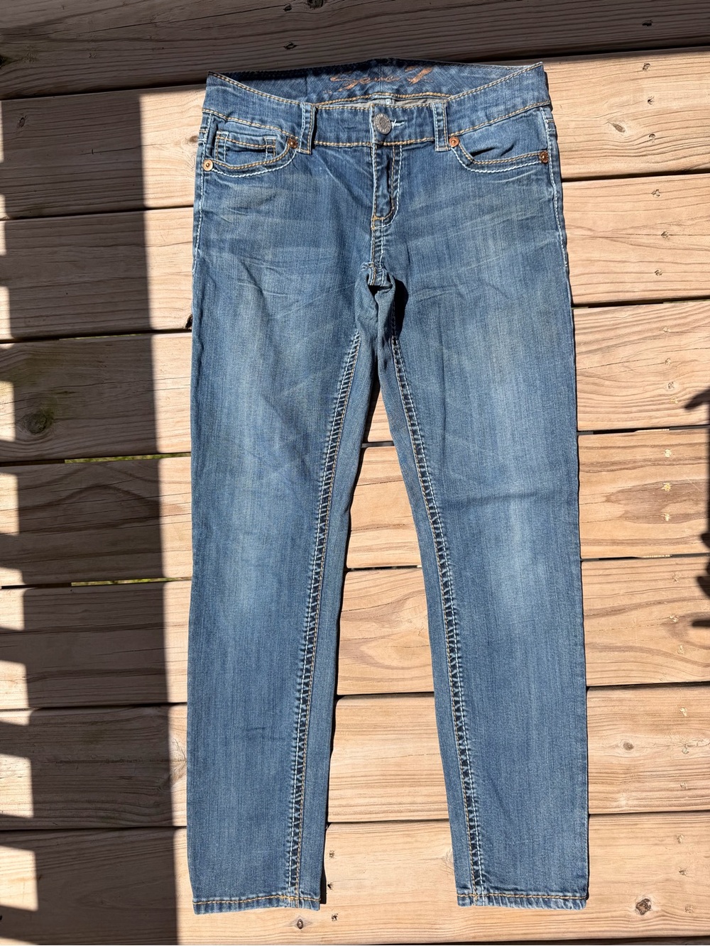 Seven7 Women's Skinny Jeans in Medium Blue Wash